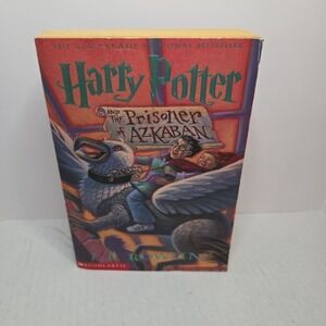 Harry Potter And The Prisoner Of Azkaban - Paperback By J.K. Rowling - VERY GOOD